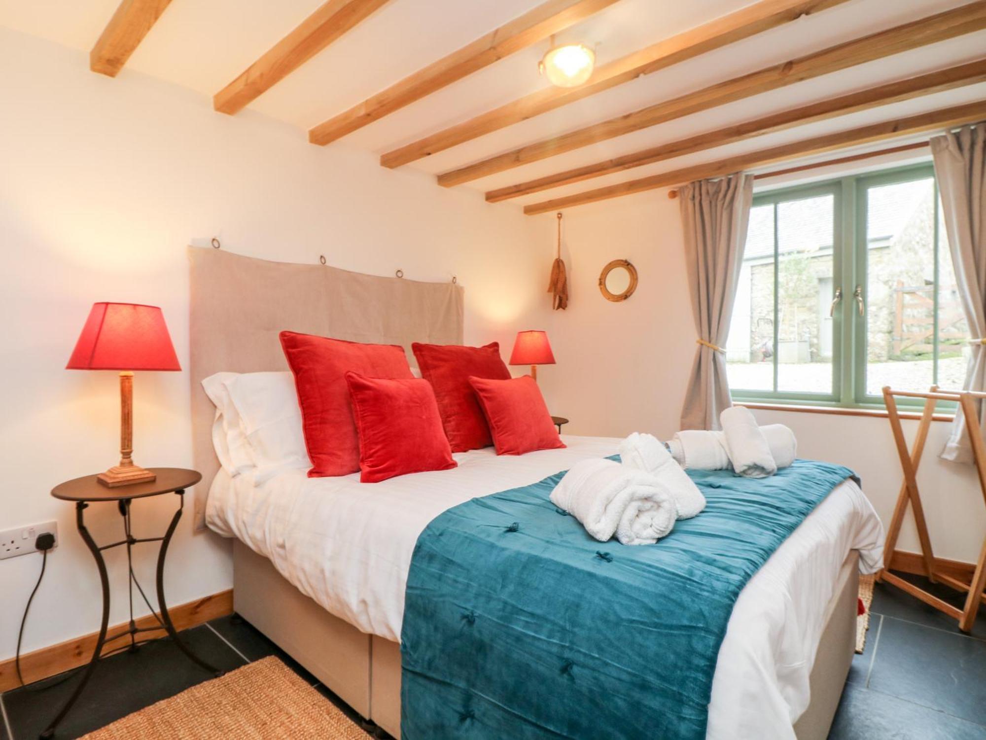 Hay Loft Villa Кембърн Екстериор снимка
